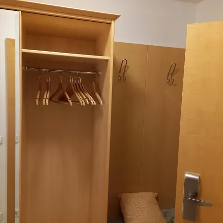 Zweibettzimmer Am Bauernhof Mit Tieren Bed & Breakfast 3*