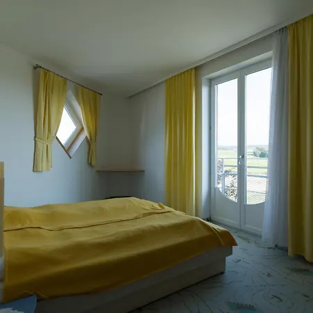 Zweibettzimmer Am Bauernhof Mit Tieren * Вайдхофен-ан-дер-Тайя